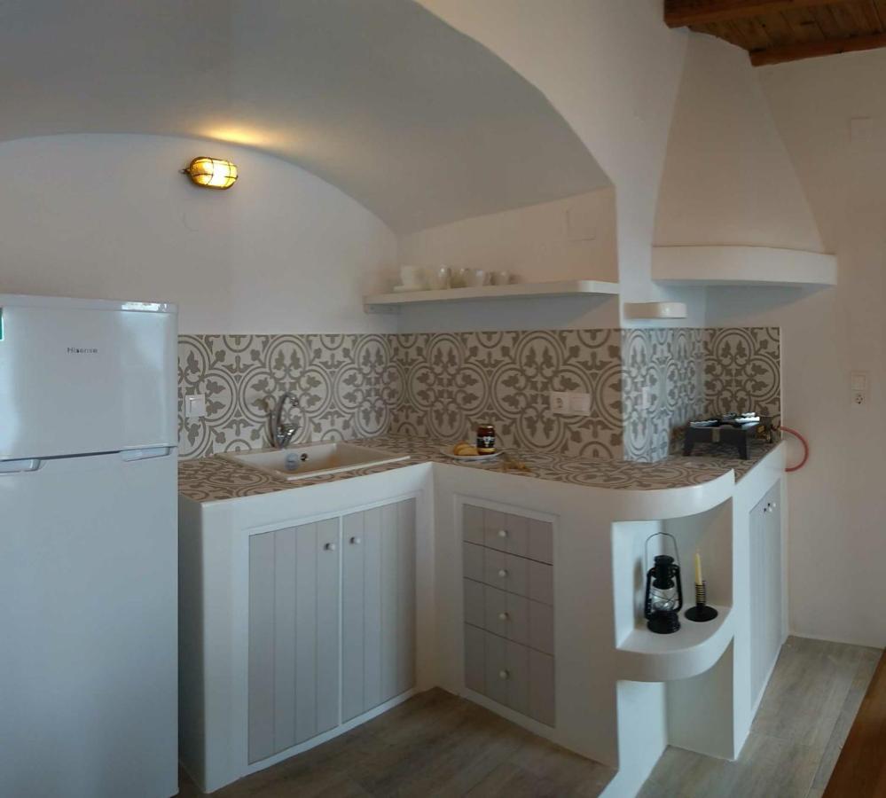Milos By The Sea - Eco House Plaka  المظهر الخارجي الصورة